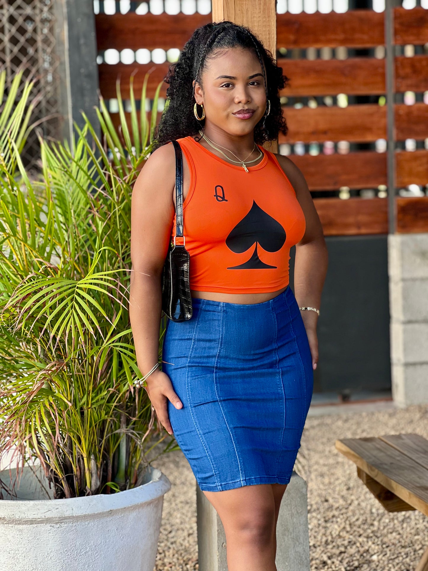 HIGH-RISE ZIPPERED DENIM SKIRT